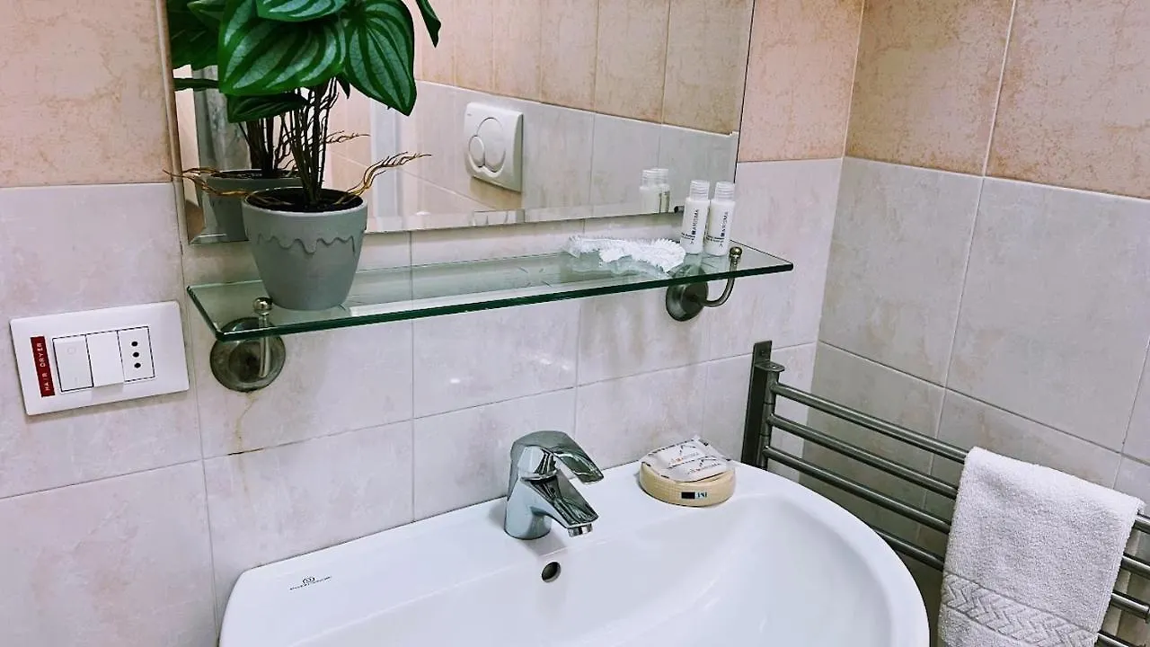 מסטרה Venice Suites