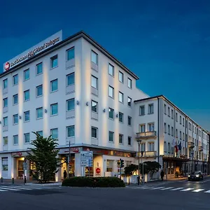 4* מלון Western Bologna